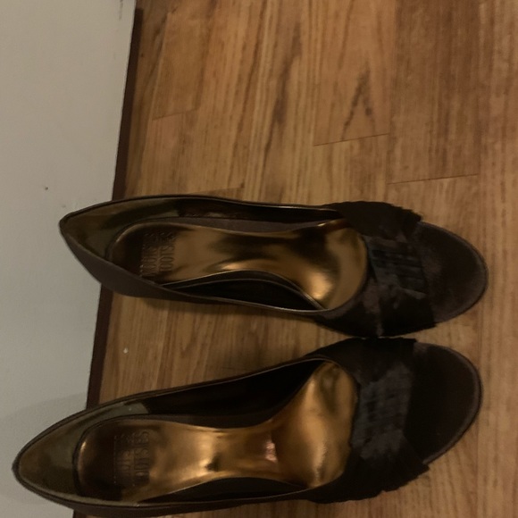 Brown open toe shoes - Picture 2 of 3